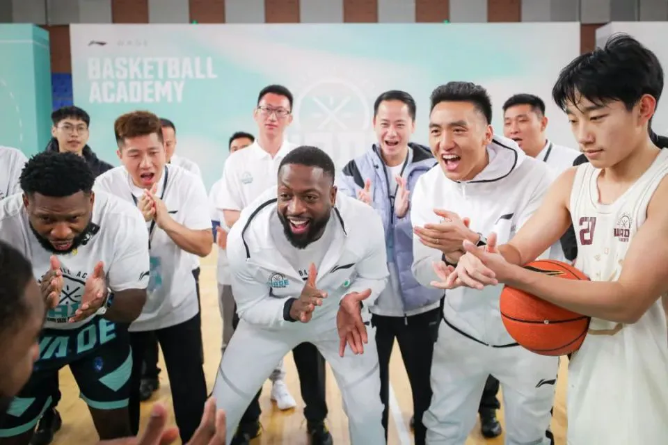 为什么智能指导能帮助提高篮球技能_0